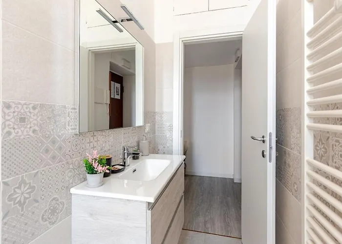 Tom&mary 5 Min Metro Lägenhet